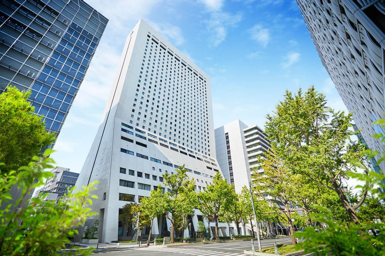Exterior & Views 28