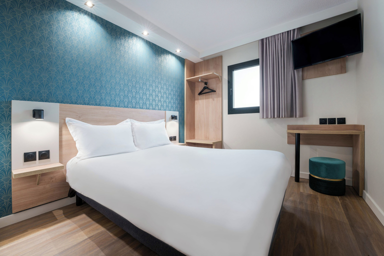 Bedroom 3, Kyriad Direct Orleans Nord - Cap Saran, Loiret