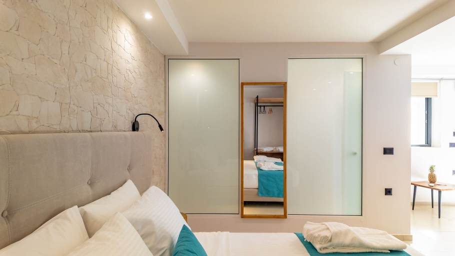 Bedroom 4, D Palm Premium Living, Crete