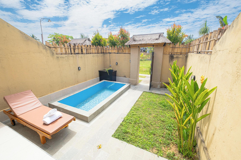Swimming Pool 17