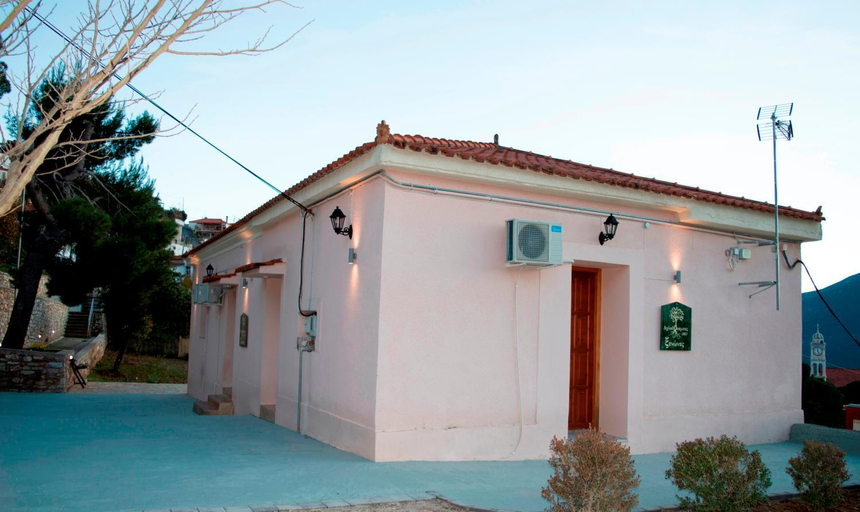 Others 4, Xenon Achladokampos, Peloponnese