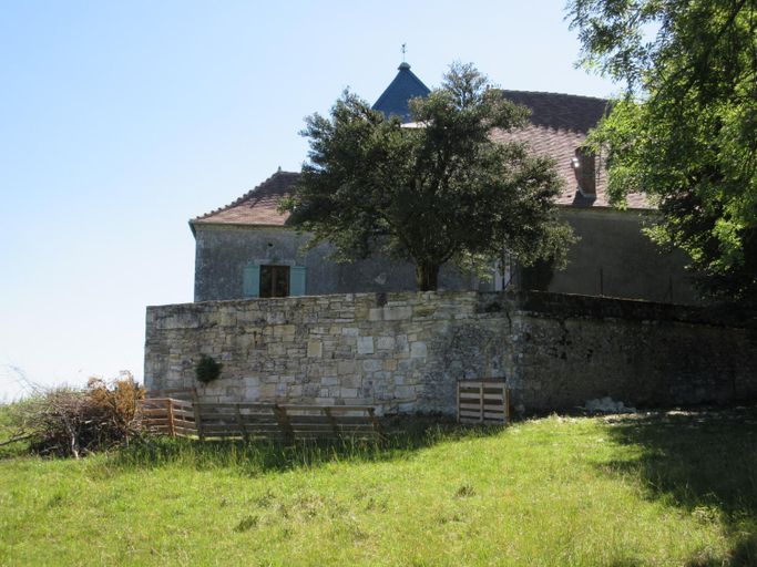Others 2, Nature et Piscine au sommet du Perigord, Dordogne