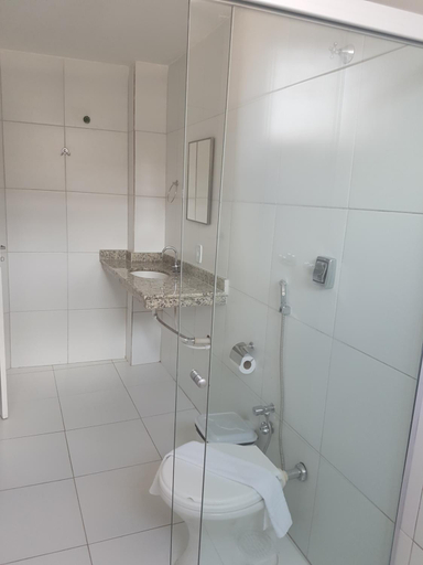 Bathroom, Leal Classic Hotel, Itabuna
