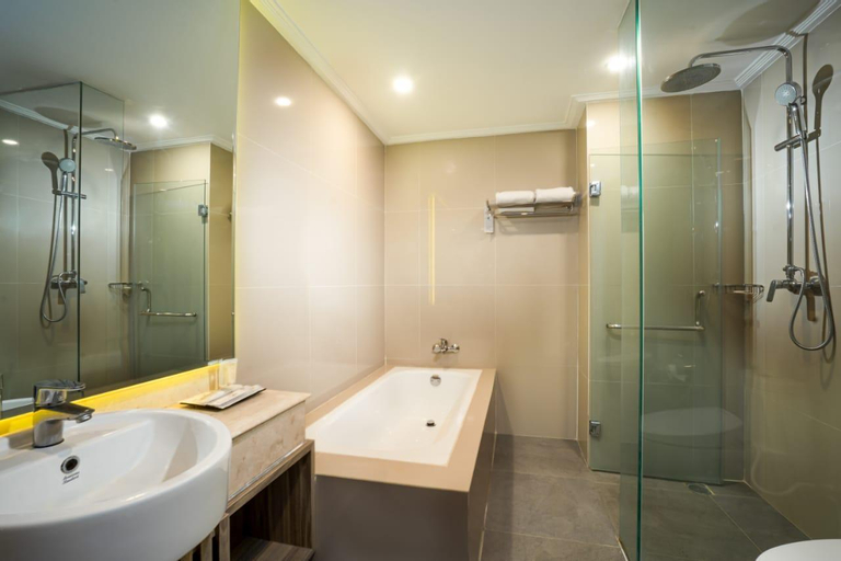 Bathroom 6