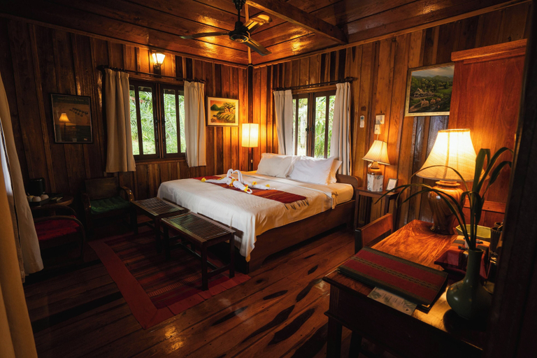 Bedroom 3, La Folie Lodge, Pathoomphone