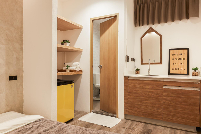 Bedroom 13