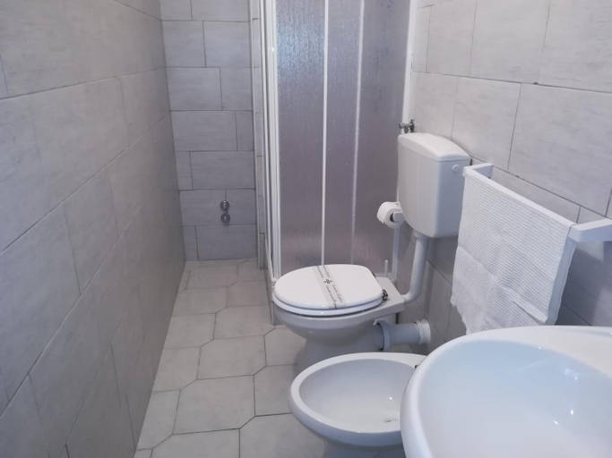 Others 3, B&B SAN MARCO, Caserta