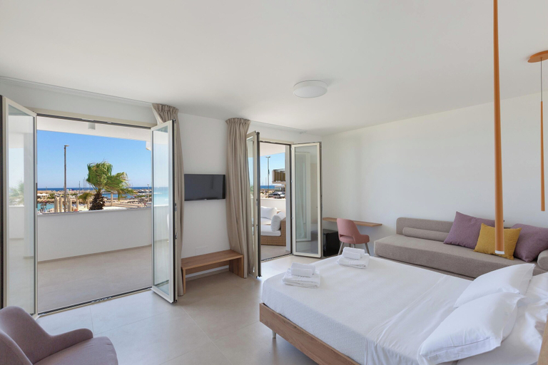Bedroom 4, MARNIK LUXURY B&B, Lecce