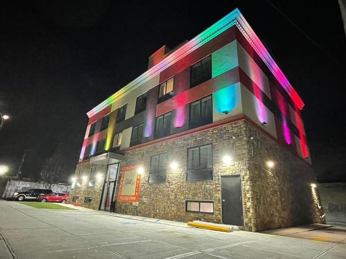 Exterior 1