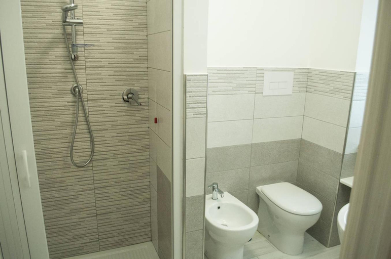 Others 3, B&B DAFNE, Salerno