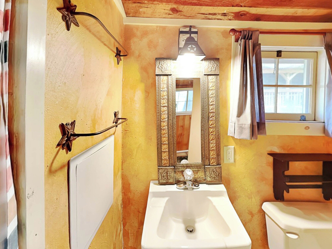 Bathroom, Willowhaven by Ruidoso Vacation Rentals, Lincoln