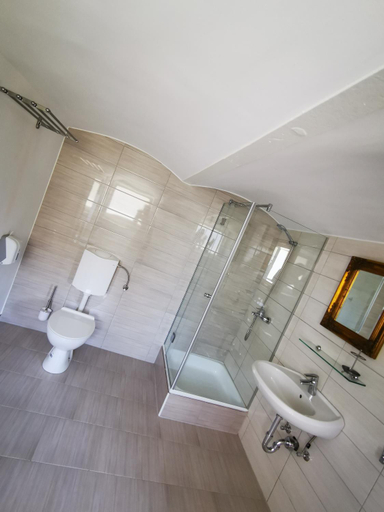 Bathroom 4, apartma "happy Scotts", Starše