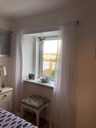 Bedroom 2, The Thin Seagull 4 Beacon Terrace Ferryden, Angus