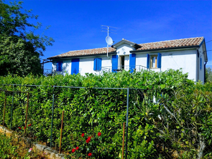 Others 5, House Ivas, Umag