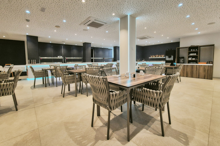 Food & Drinks 4, Apartamentos Ponent, Baleares
