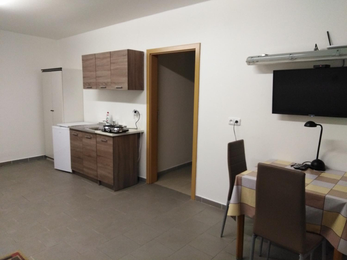 Others 5, Hotel BESTAR, Mladá Boleslav