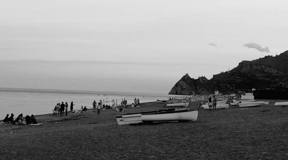Others 3, Le sorelle, Messina