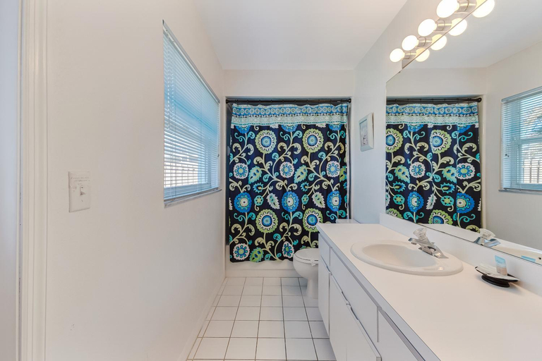 Bathroom 2, Quiet Home With Private Pool- Near Disney, Osceola