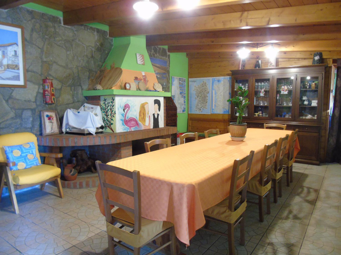 Others 3, Casa da Pina, Oristano