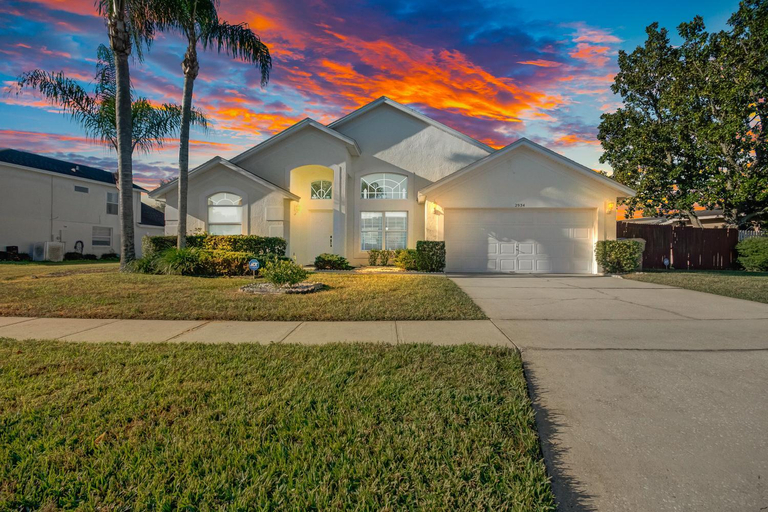 Exterior view 4, Quiet Home With Private Pool- Near Disney, Osceola