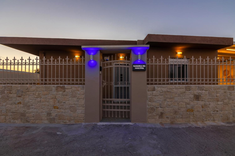 Entrance 5, Konstantinos Villa, Crete