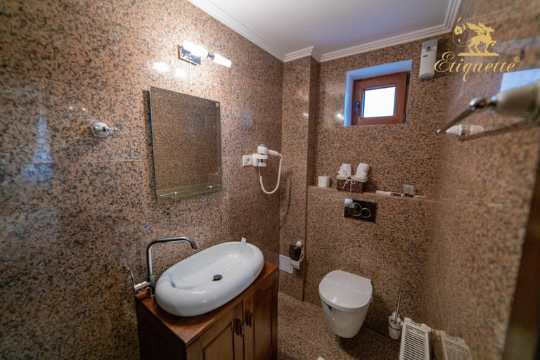 Bathroom 3, Villa Etiquette, Deva