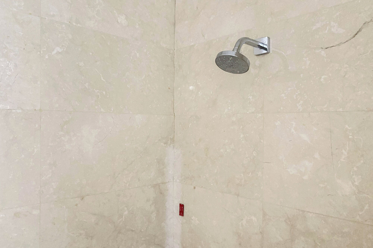 Bathroom 5, Cozy And Simply Look 1Br Lavenue Pancoran Apartment, Jakarta Selatan