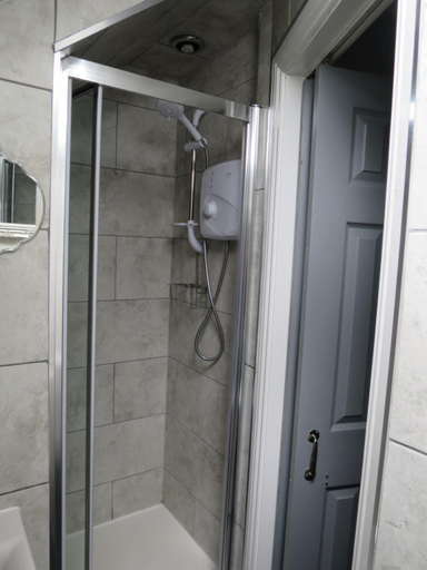 Bathroom 2, Parkside Apartments, Gateshead