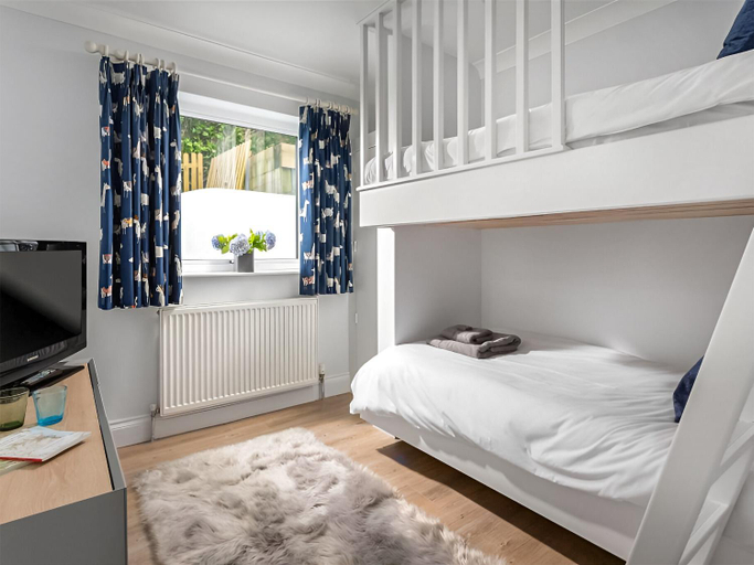 Bedroom 4, Harbour Heights, Cornwall