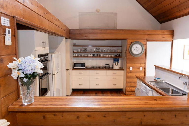 Others 3, Lake Russell Retreat, Coffs Harbour - Pt B