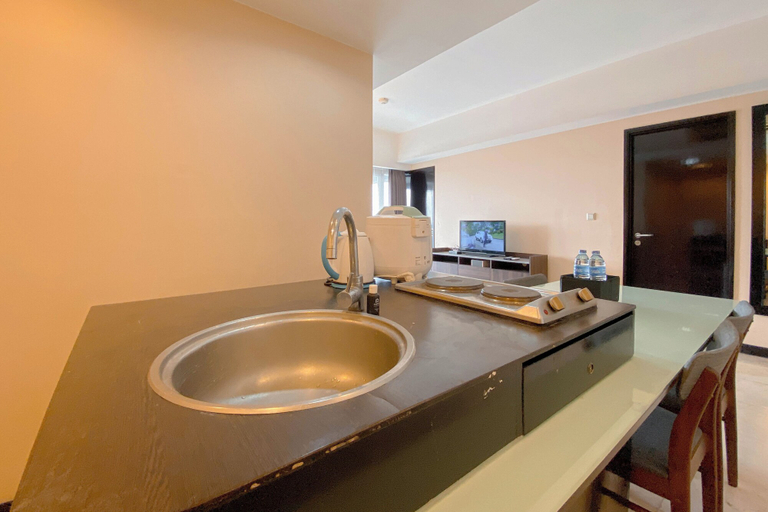Bathroom 3, Clean 2Br At Braga City Walk Apartment, Bandung