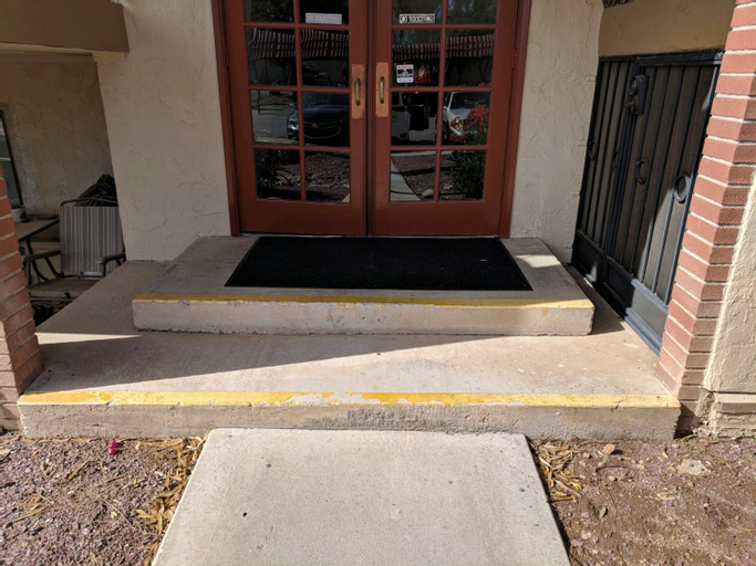 Casas Adobes condo, Pima