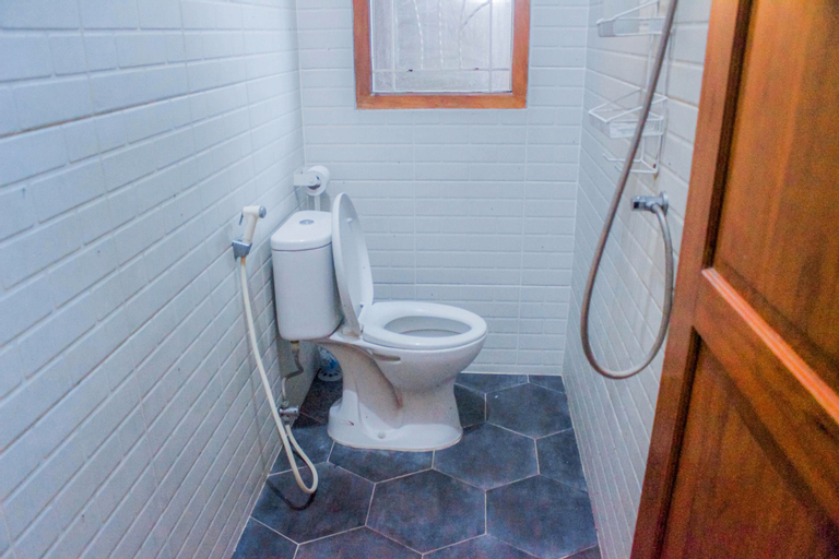 Bathroom 4