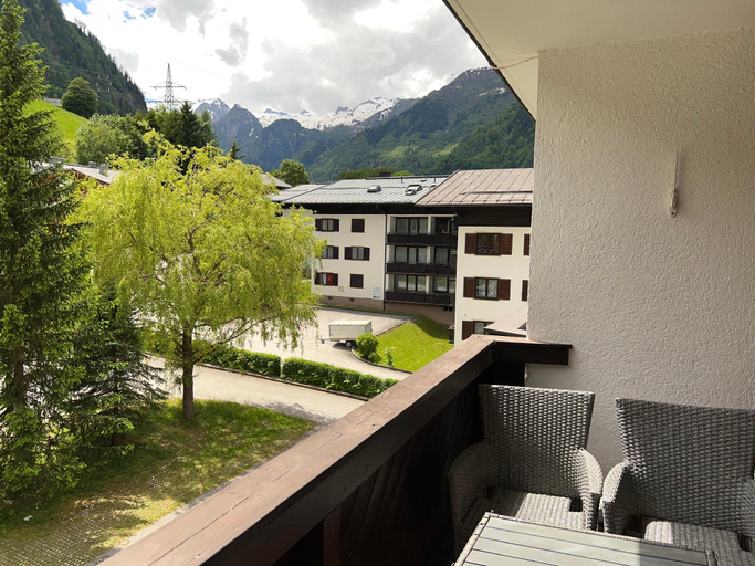 Others 5, Glacier View, Zell am See