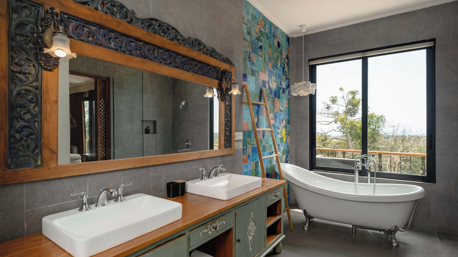 Bathroom 4, Ocean Forest Villa, Badung