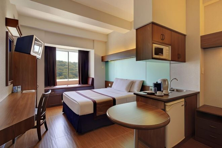 Bedroom 12