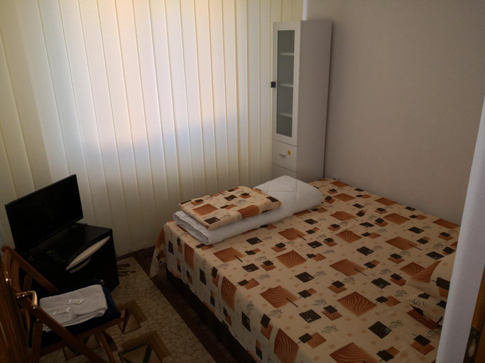 Bedroom 4, Casa de vacanta, Calimanesti
