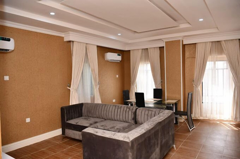 Family dining, View point Hotel and Suites, Ikpoba-Okha