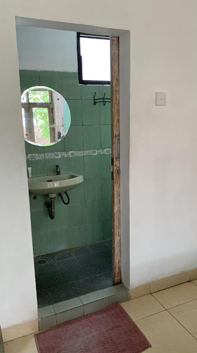Bathroom 8
