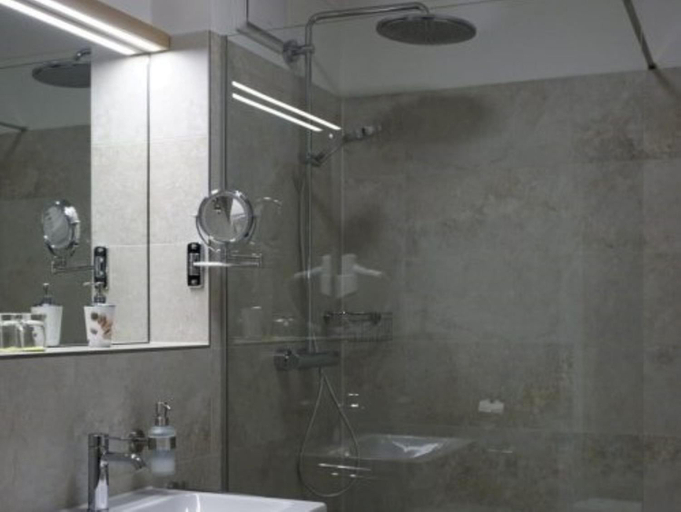 Bathroom 3, Gasthof Weißes Ross, Kitzingen