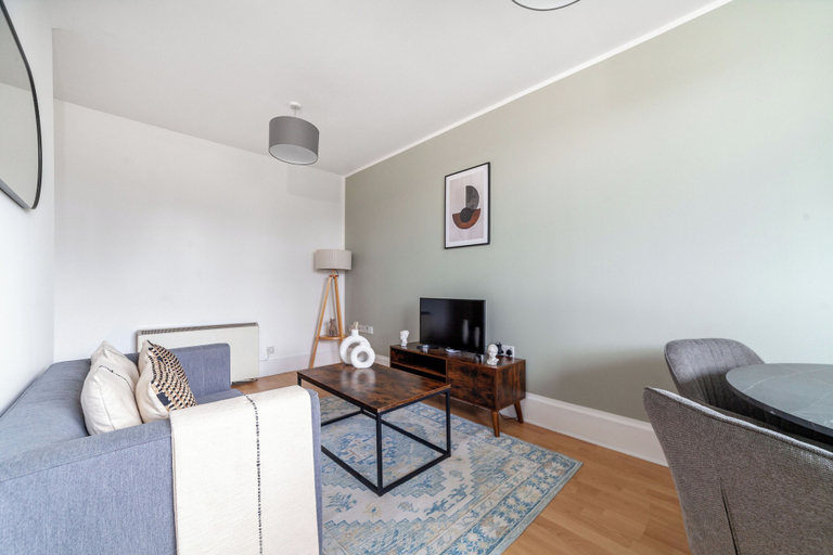 Others 4, The Hackney Apartment, London
