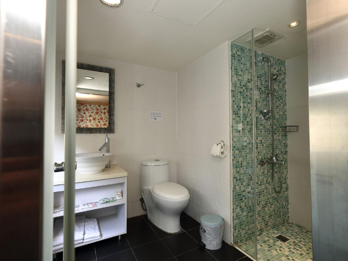 Bathroom 1