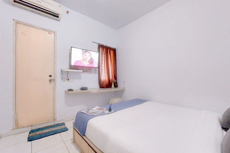 Bedroom 2, Good Studio Apartment (No Kitchen) At Aeropolis Residence, Tangerang