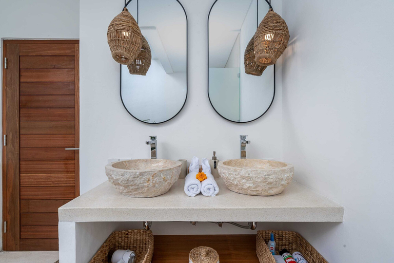 Bathroom 2, Villa Camille, Tabanan