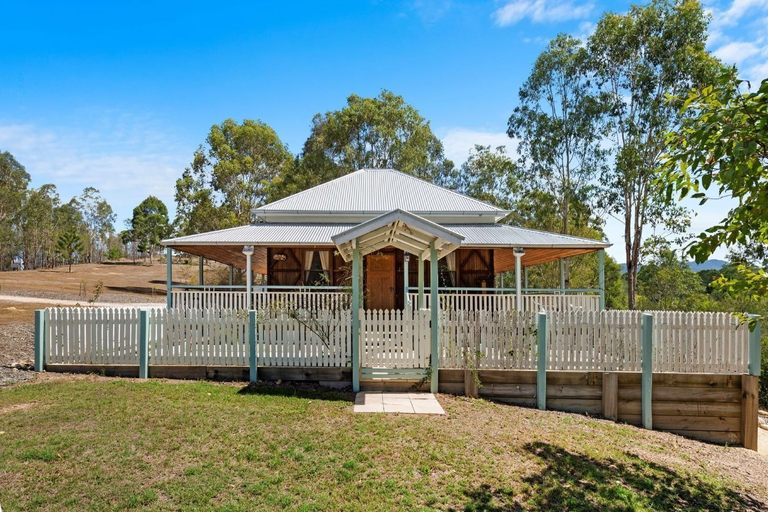 Exterior & Views 2, Barney Creek Vineyard Cottages, Beaudesert - Pt C