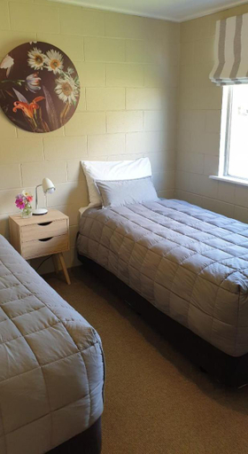 Others 3, Ranfurly Motels, Central Otago