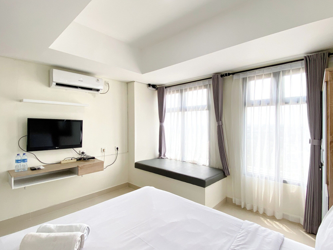 Bedroom 2, Full Furnished And Homey Studio Pollux Chadstone Apartment, Cikarang