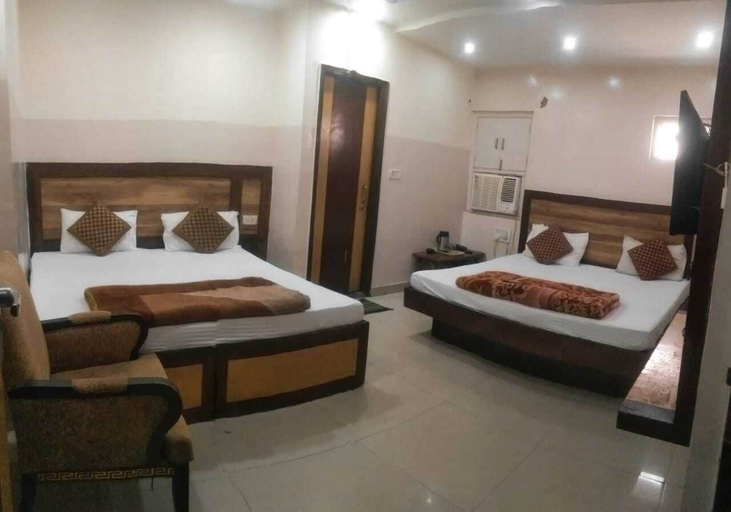 Bedroom 4, Hotel Diamond By GRB, Delhi