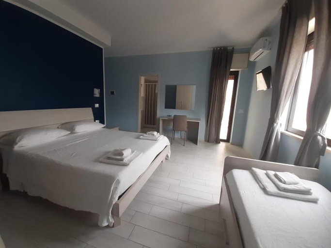 Others 1, B&B DAFNE, Salerno