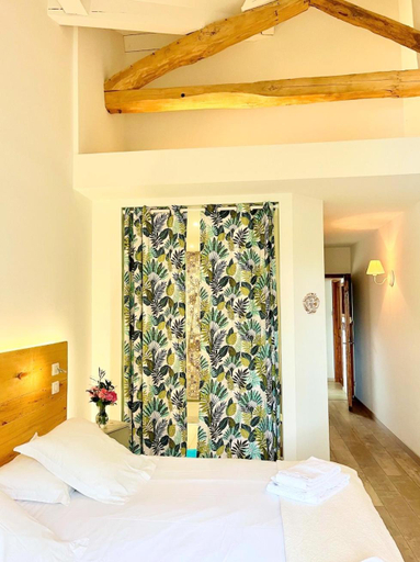 Bedroom 3, Le Relais des Anges, Lot